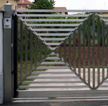 Cancello scorrevole in acciaio inox